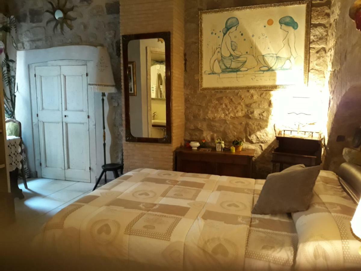 La Tana Del Bruco Guest House Витербо Экстерьер фото